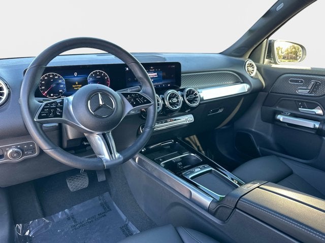 2025 Mercedes-Benz GLB 250