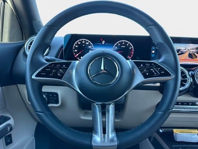 2025 Mercedes-Benz GLB 250