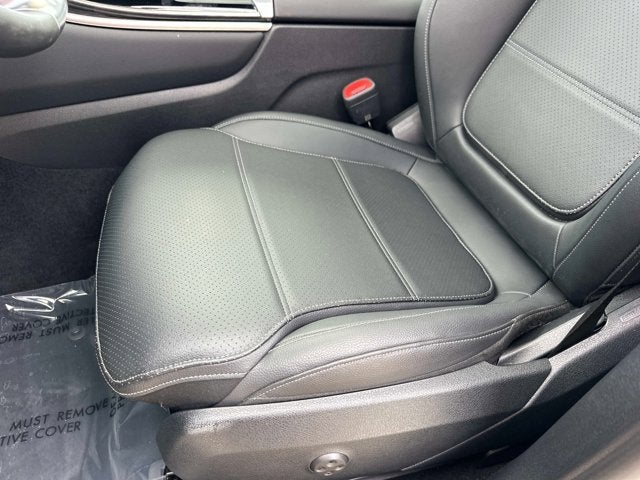 2025 Mercedes-Benz GLC 300