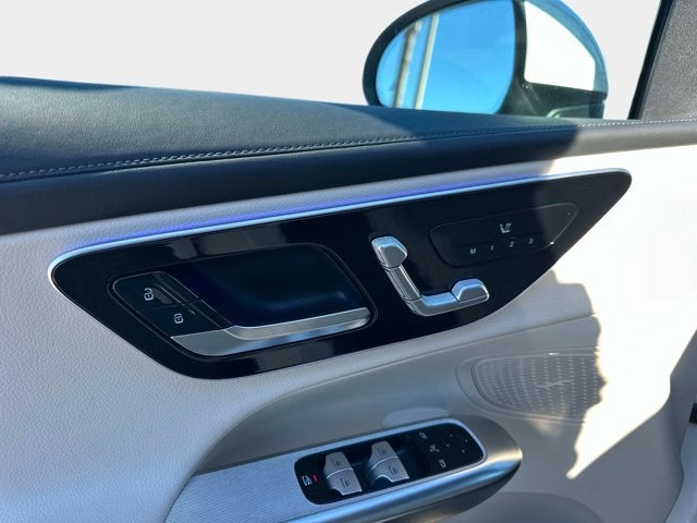 2024 Mercedes-Benz GLC 300