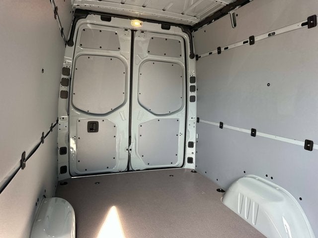 2025 Mercedes-Benz Sprinter 2500 Cargo 170 WB High Roof