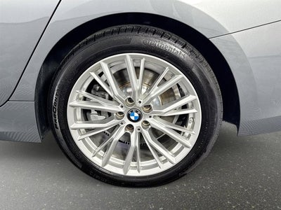 2024 BMW 3 Series 330i