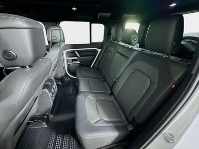 2024 Land Rover Defender 110 X-Dynamic SE