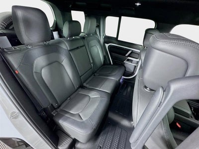 2024 Land Rover Defender 110 X-Dynamic SE