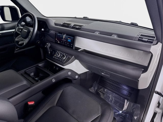 2024 Land Rover Defender 110 X-Dynamic SE