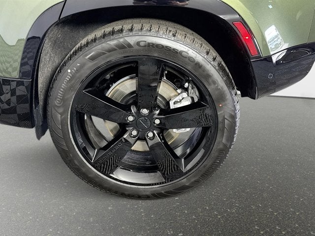 2026 Land Rover Defender 110 X-Dynamic SE