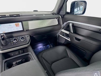 2024 Land Rover Defender 110 X-Dynamic SE
