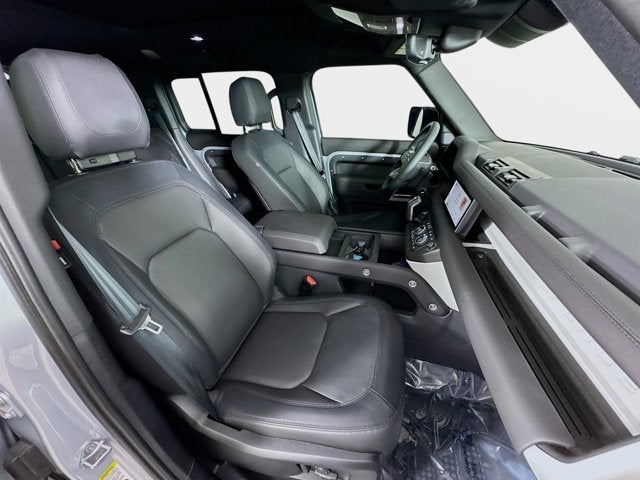 2024 Land Rover Defender 110 X-Dynamic SE