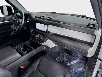 2024 Land Rover Defender 110 X-Dynamic SE