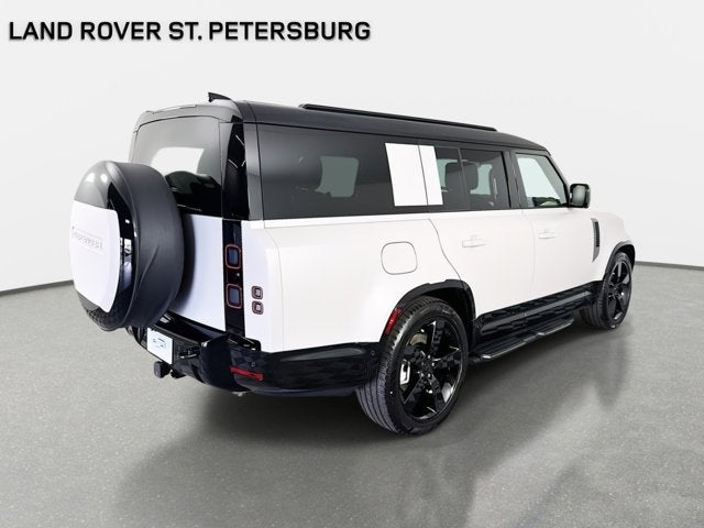 2026 Land Rover Defender 130 X-Dynamic SE
