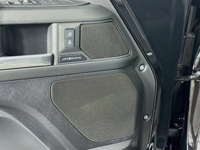 2025 Land Rover Defender 110 S