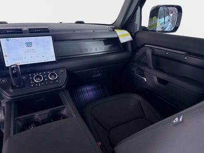 2025 Land Rover Defender 110 S