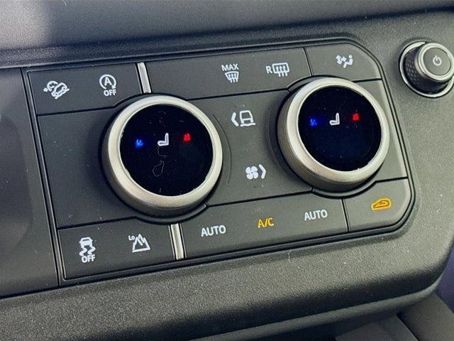 2025 Land Rover Defender 110 S