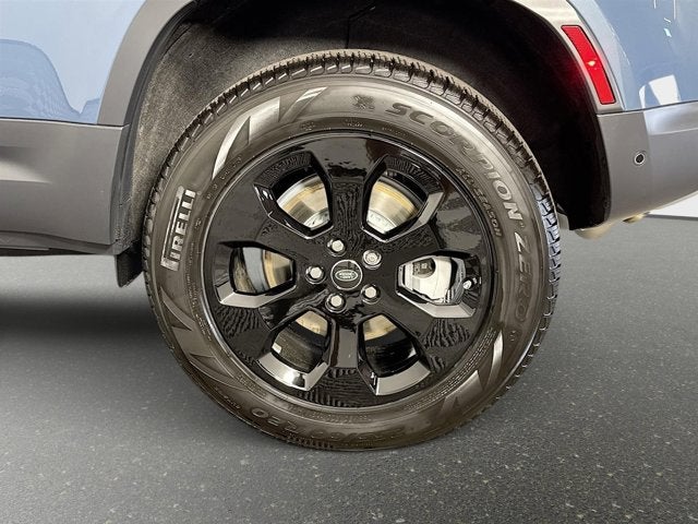 2025 Land Rover Defender 110 S