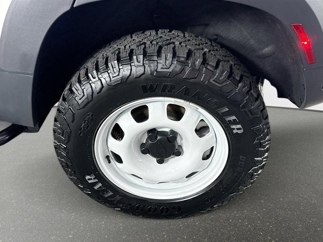 2024 Land Rover Defender 110 S