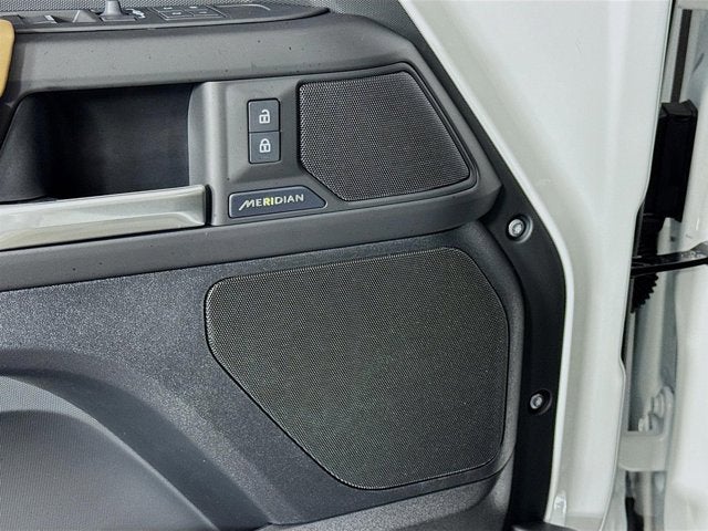 2026 Land Rover Defender 110 S