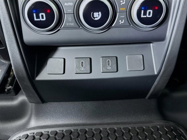 2026 Land Rover Defender 110 S