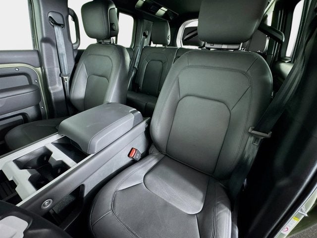 2025 Land Rover Defender 110 S