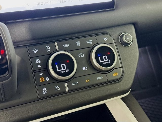 2025 Land Rover Defender 110 S