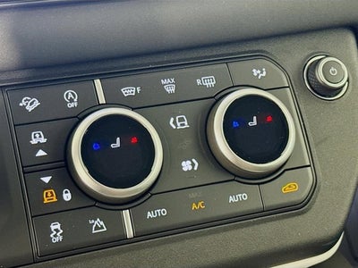 2025 Land Rover Defender 110 S