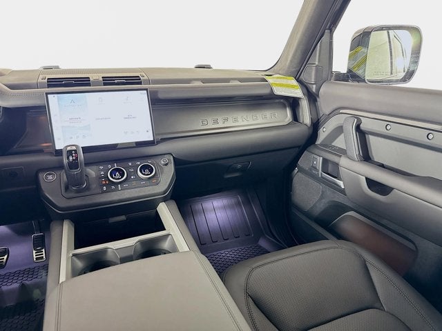 2025 Land Rover Defender 110 X
