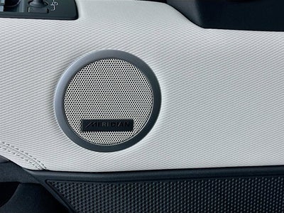 2025 Land Rover Discovery Dynamic SE