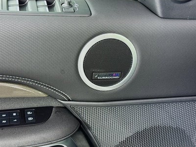 2023 Land Rover Discovery Metropolitan Edition