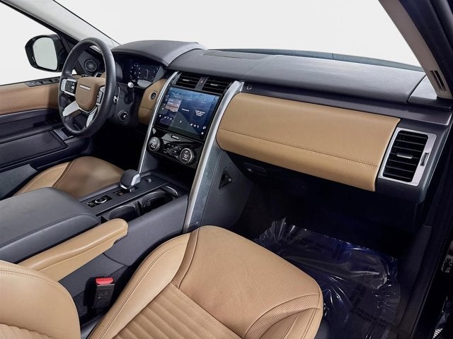 2025 Land Rover Discovery Metropolitan Edition