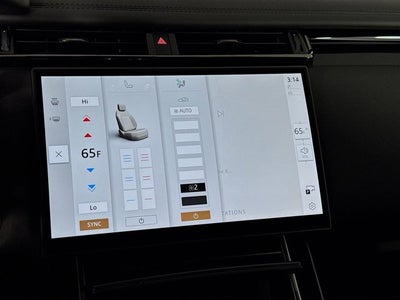 2026 Land Rover Range Rover Velar Dynamic SE