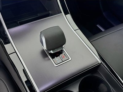 2026 Land Rover Range Rover Velar Dynamic SE