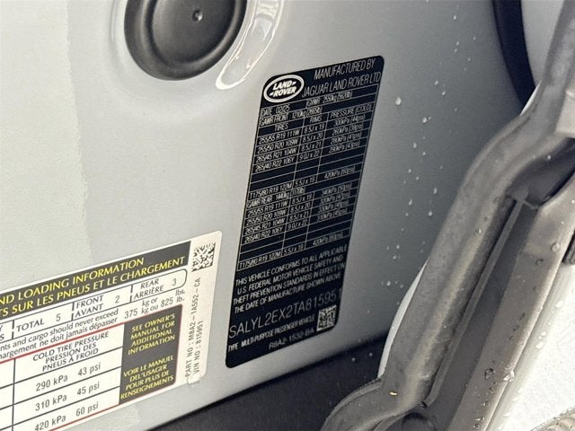 2026 Land Rover Range Rover Velar Dynamic SE