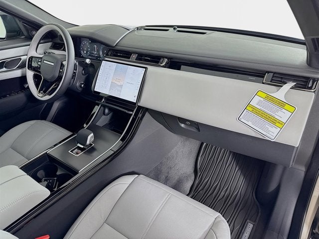 2026 Land Rover Range Rover Velar Dynamic SE