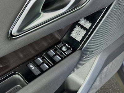 2026 Land Rover Range Rover Velar Dynamic SE