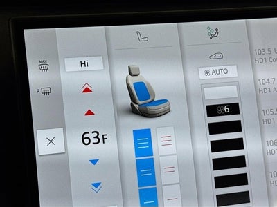 2026 Land Rover Range Rover Velar Dynamic SE