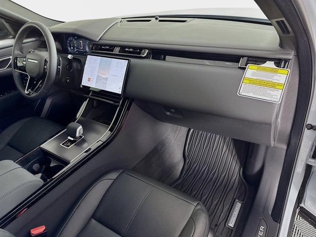 2026 Land Rover Range Rover Velar Dynamic SE