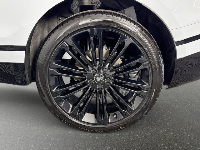 2026 Land Rover Range Rover Velar Dynamic SE