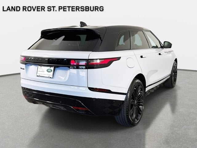 2026 Land Rover Range Rover Velar Dynamic SE