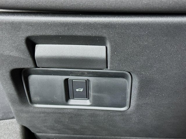 2026 Land Rover Range Rover Evoque S