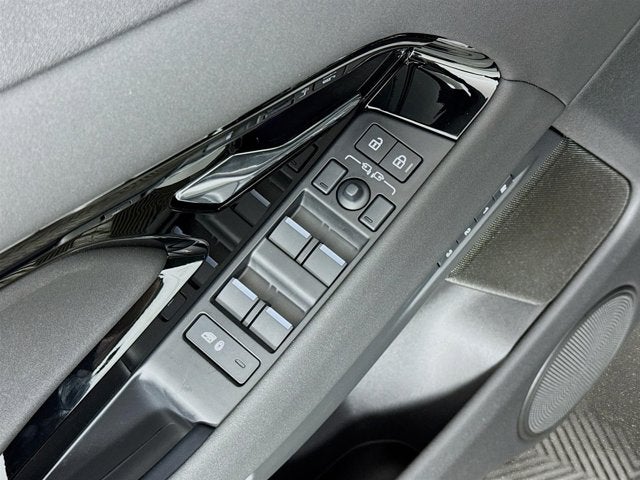 2026 Land Rover Range Rover Evoque S