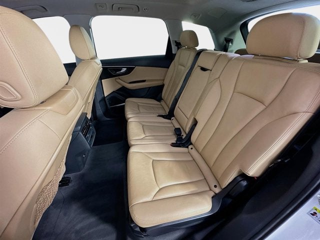 2021 Audi Q7 45 Premium Plus