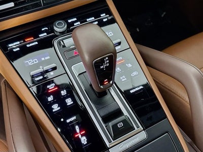 2023 Porsche Cayenne S Platinum Edition