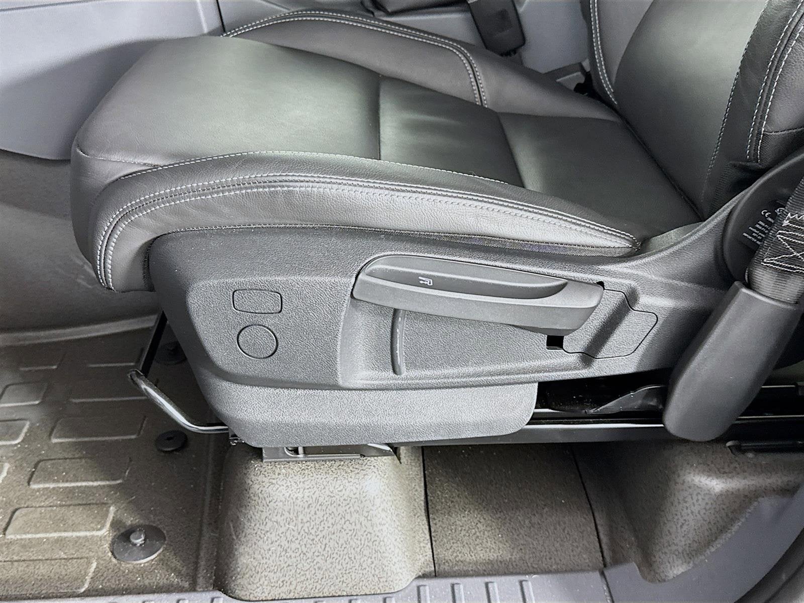 2024 INEOS Grenadier Station Wagon Base