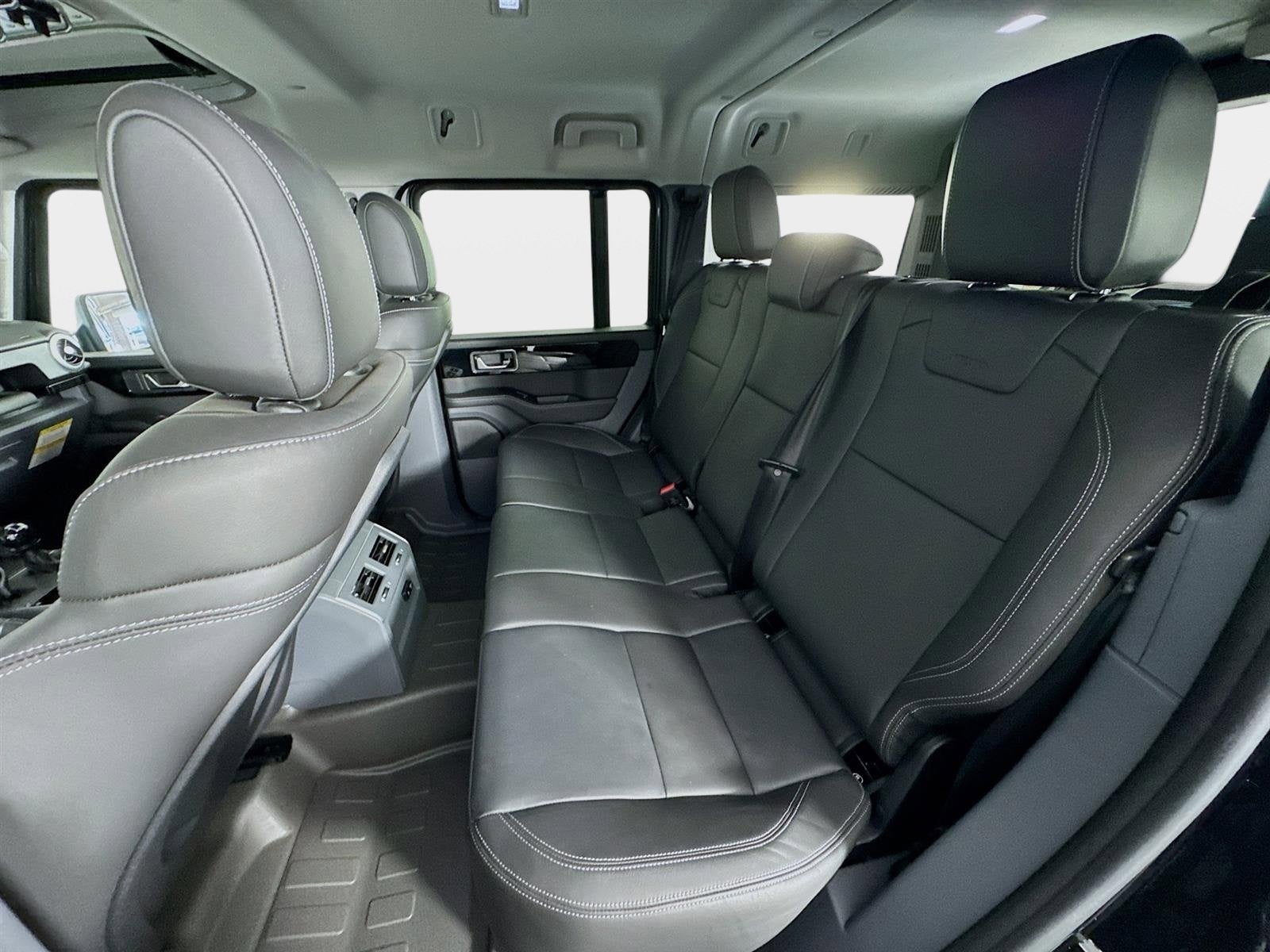 2024 INEOS Grenadier Station Wagon Fieldmaster Edition