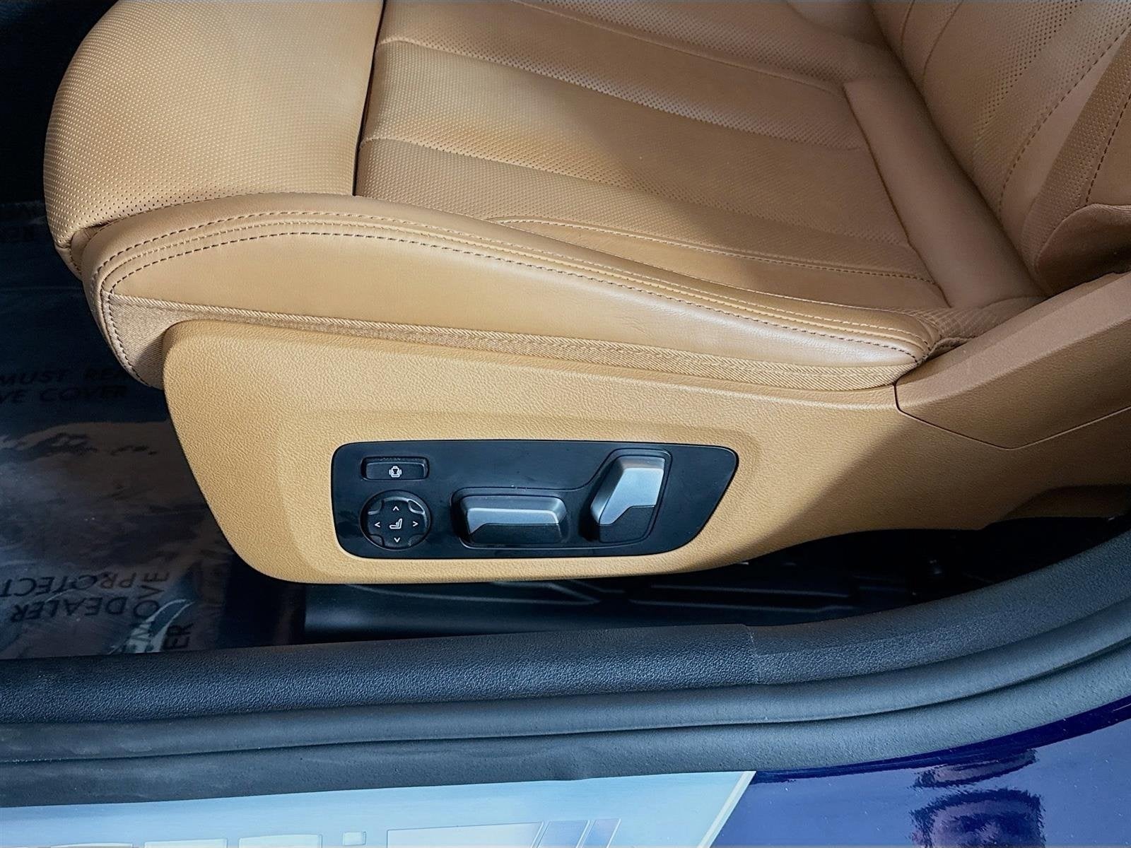 2025 BMW 8 Series M850i