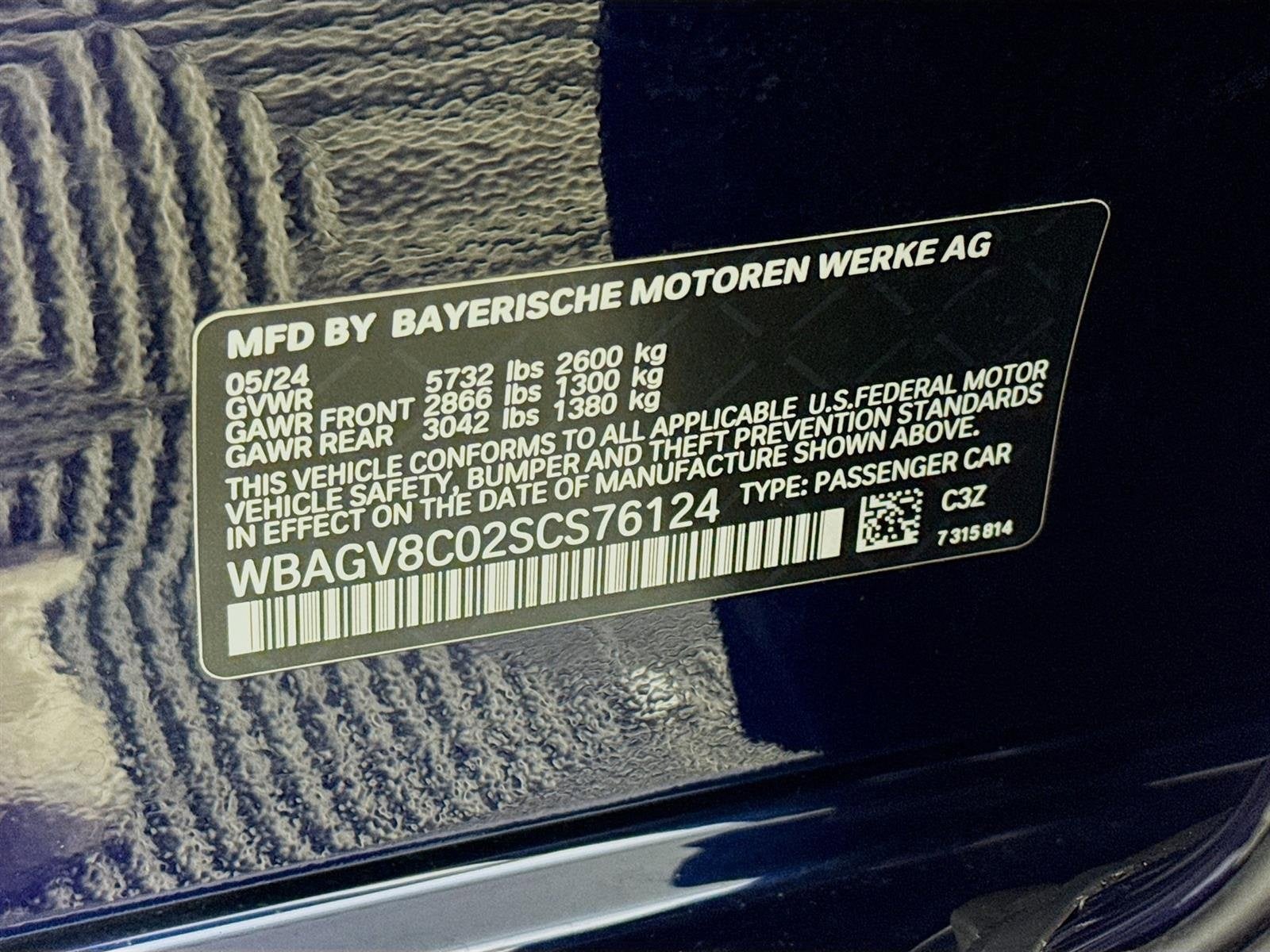 2025 BMW 8 Series M850i