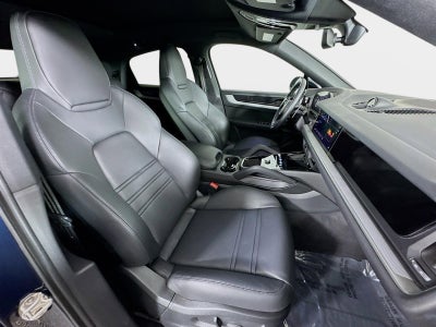 2024 Porsche Cayenne Base