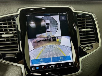 2024 Volvo XC90 Plus Bright Theme