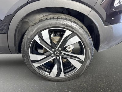 2023 Volvo XC40 Ultimate Dark Theme