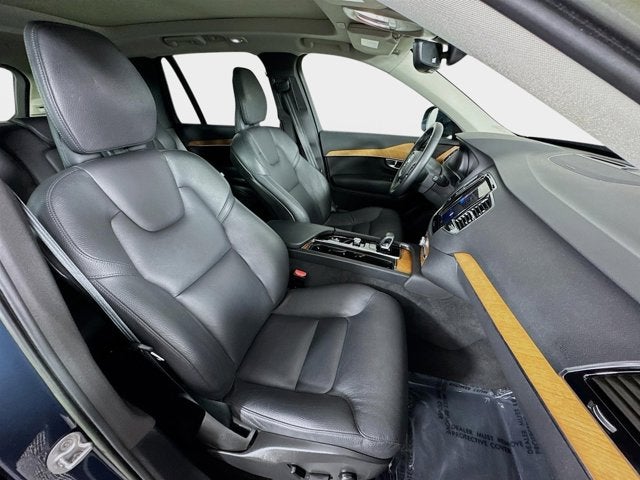 2023 Volvo XC90 Plus