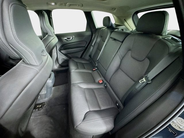 2024 Volvo XC60 Plus Dark Theme